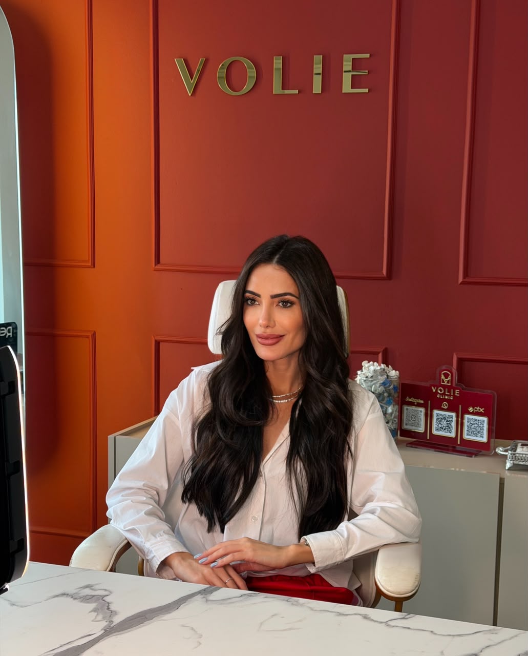 Retrato da Dra. Camila Rodrigues, especialista da Volie Clinic